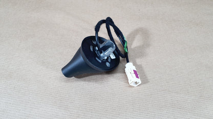 Embase d’antenne d’origine pour Alfa Romeo Giulietta — 50529315 — vue 2