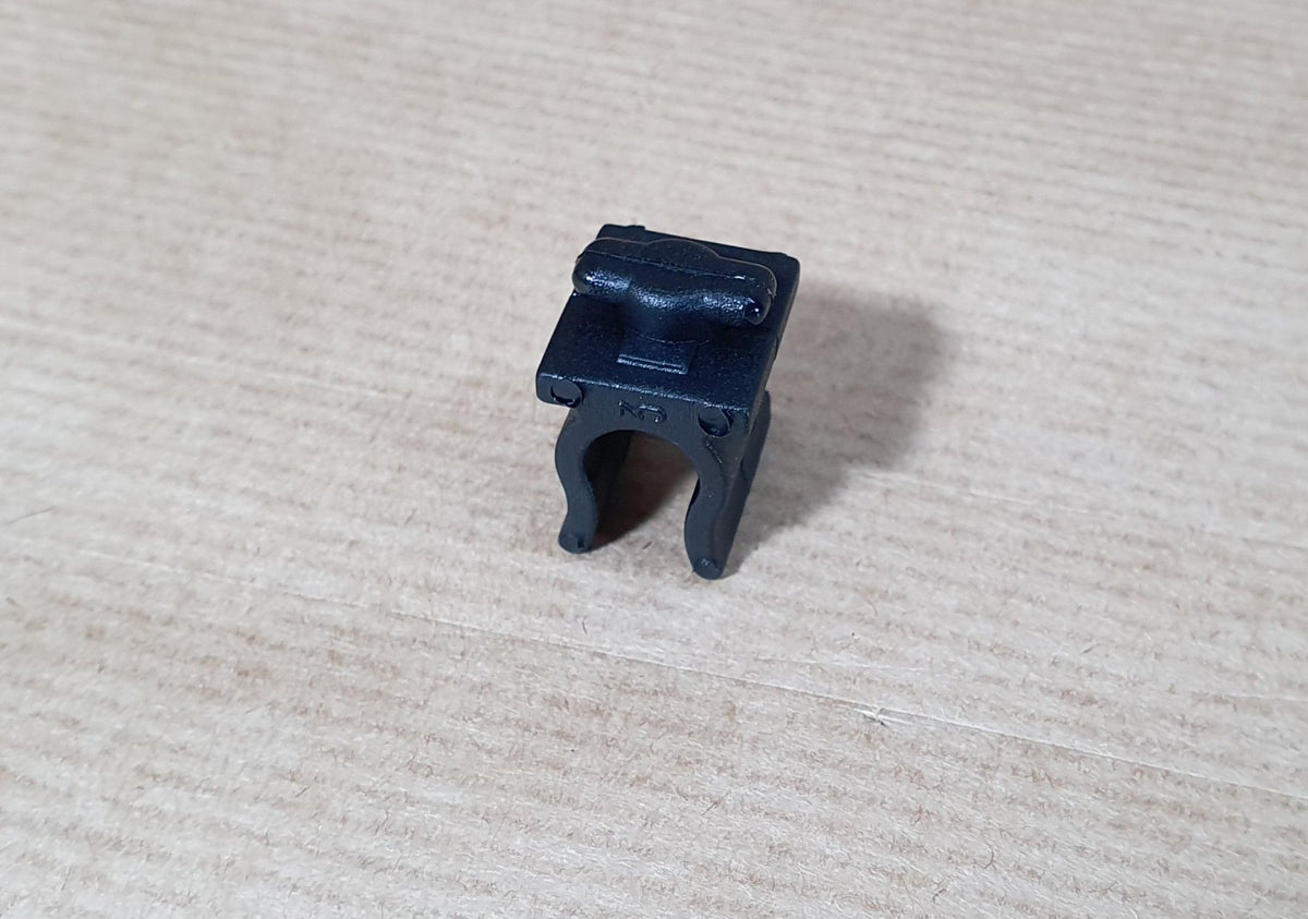 Agrafe de câble de capot pour Citroën Jumper III — 51733141 — vue 2