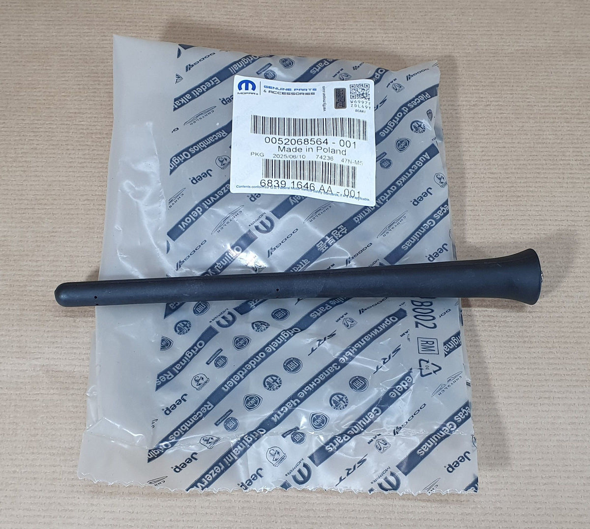 Antenne d’origine pour Fiat 500 / Panda / Tipo / Ducato — 52068564 — vue 2