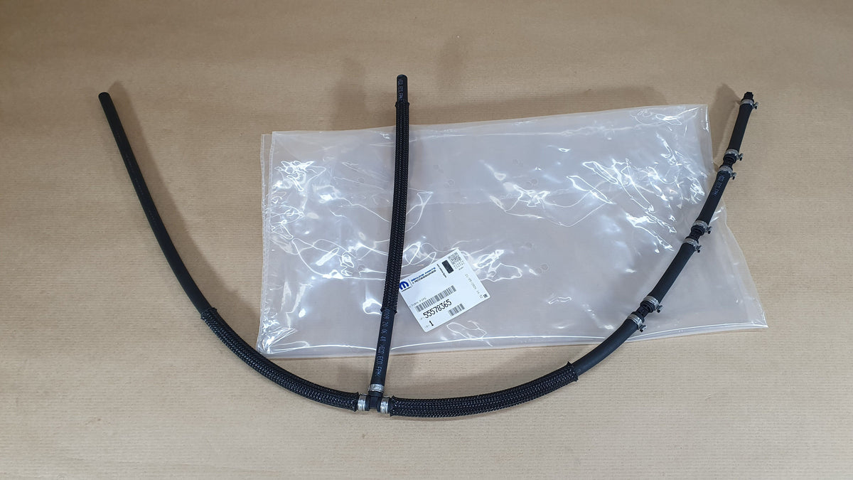 Conduite de carburant d’origine pour Opel Astra J 1.7Cdti — 55578365 — vue 2