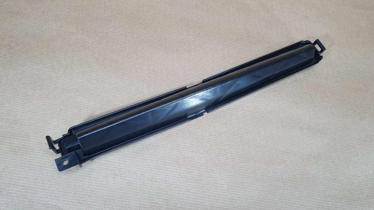 Cache de filtre d’habitacle pour Opel Corsa D — 55702400 — vue 2