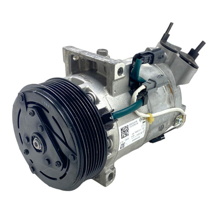 Pièce d'origine Compresseur de climatisation pour Renault Clio V 1.0 TCe 926004423R