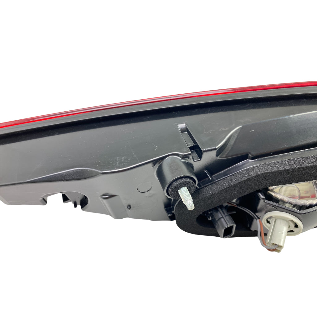 Pièce d'origine Feu arrière gauche pour Renault Talisman berline 265552154R