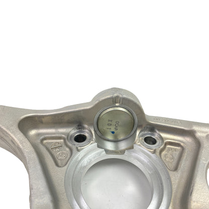 Pièce d'origine Fusée d'essieu avant droite pour Renault Megane IV RS 400106669R