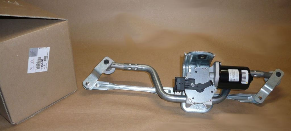 Mécanisme d’essuie-glace d’origine PSA — Peugeot Expert 07- avant +moteur — 6405GE — photographie de la pièce