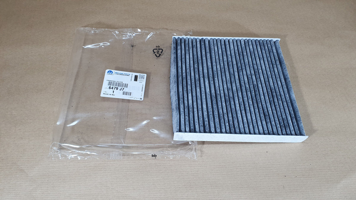 Filtre d’habitacle au charbon actif pour Citroën C-Zero / P Ion — 6479.J7 — vue 1