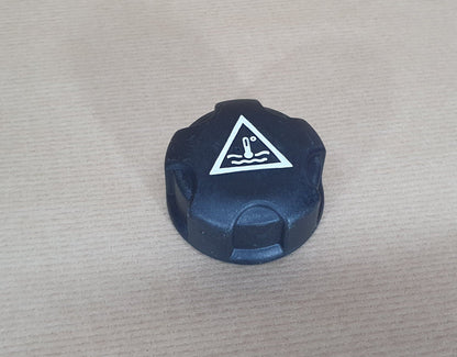 Bouchon de réservoir de liquide d’origine pour Citroën C3 / P 208 — 6501634880 — vue 3