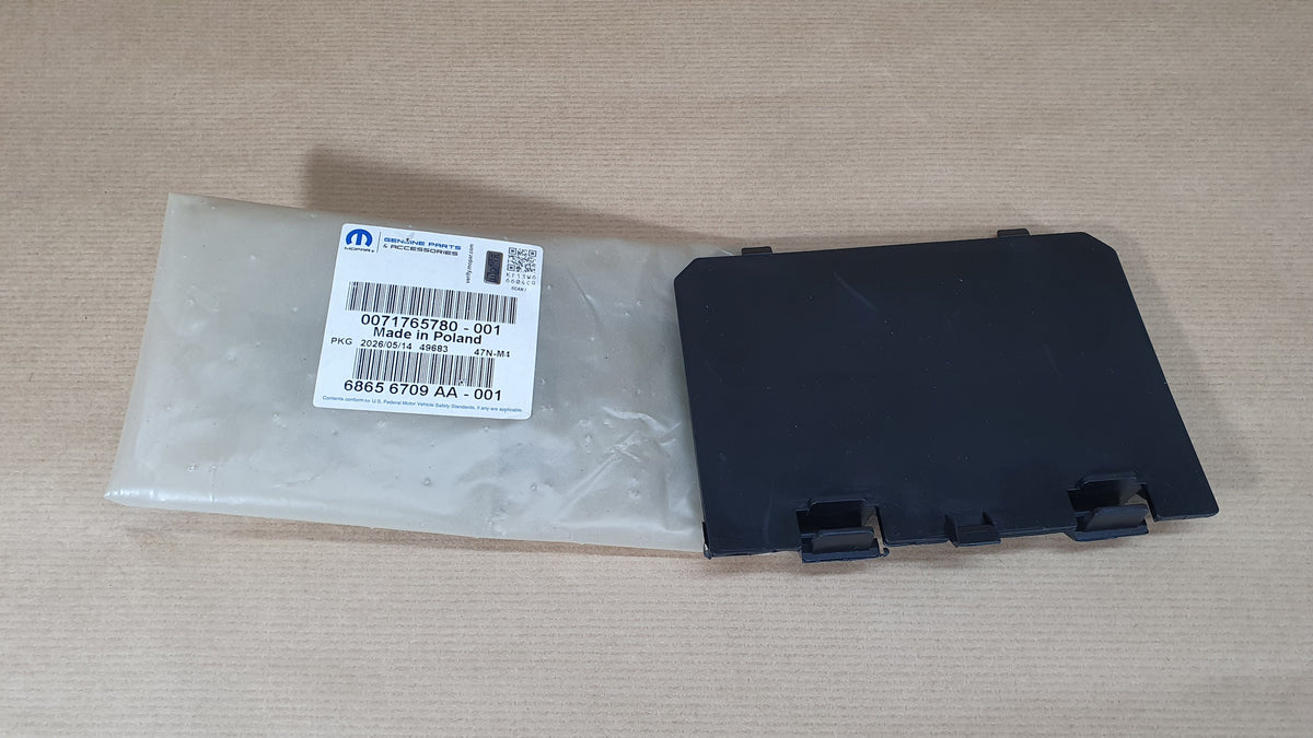 Obturateur de passage de roue avant d’origine pour Fiat 500 — 71765780 — vue 2