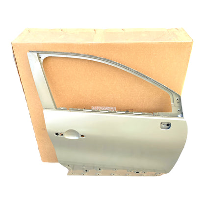 Pièce d'origine Porte avant droite pour Renault Captur I 802106481R