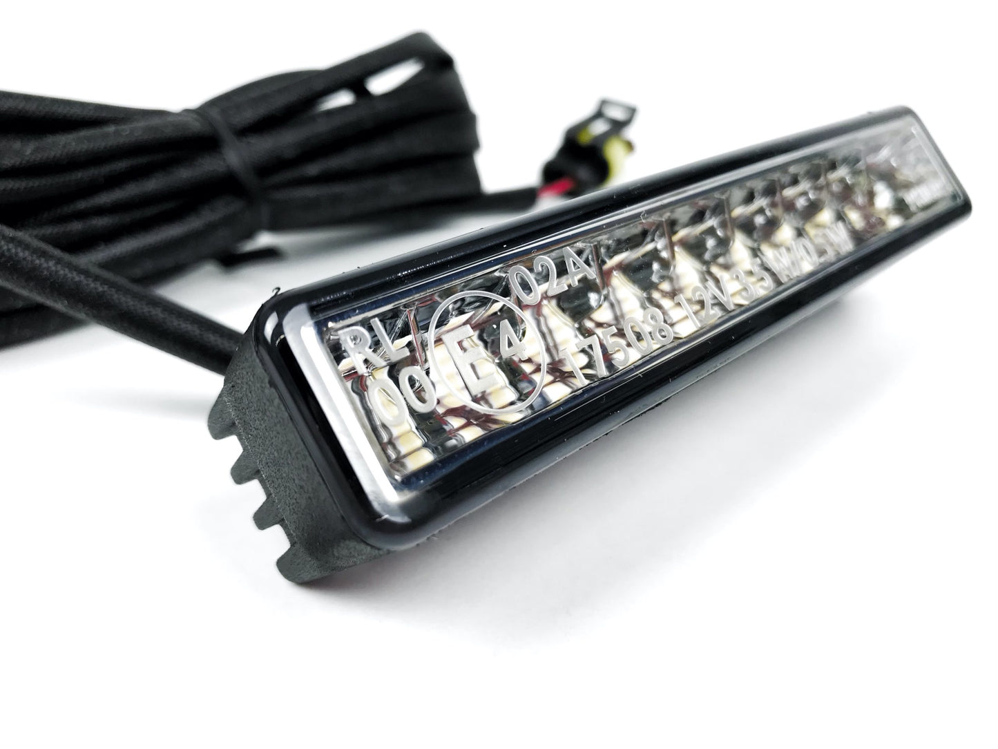 Pièce d'origine feux de jour DRL Philips universels pour Dacia Duster 8201296384