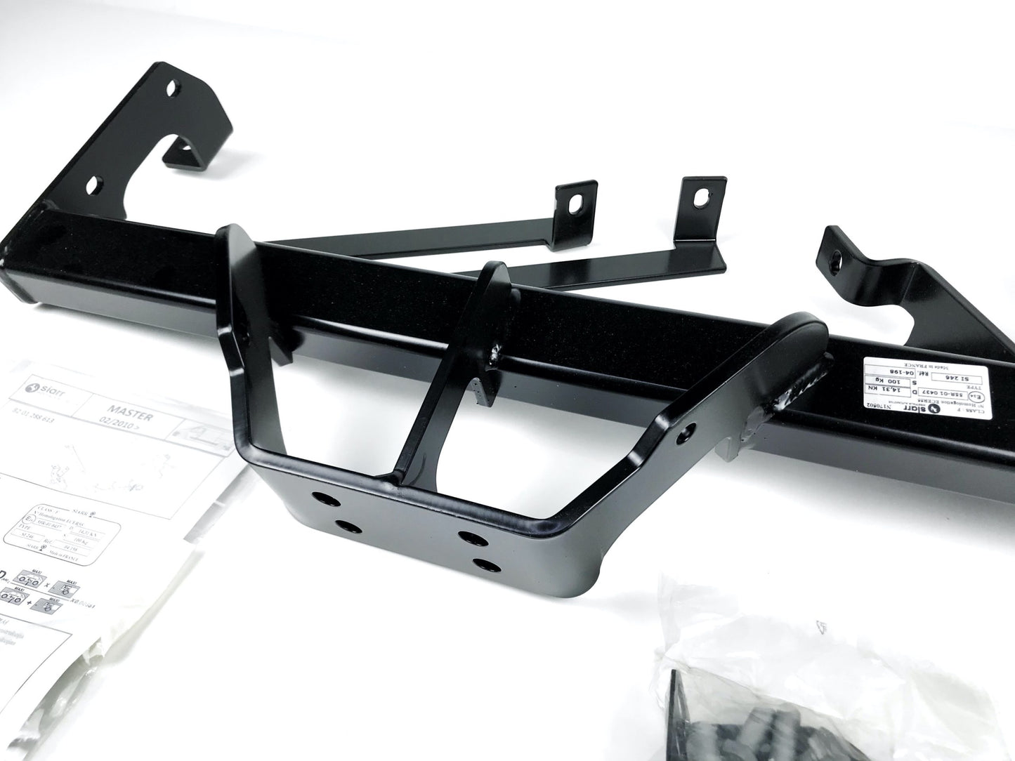 Pièce d'origine traverse d'attelage pour Renault Master 2010- 8201288613