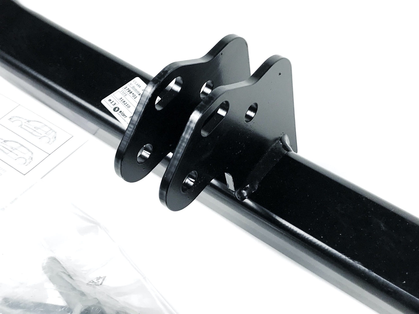 Pièce d'origine Kit complet d'attelage pour Renault Clio III 77114257.