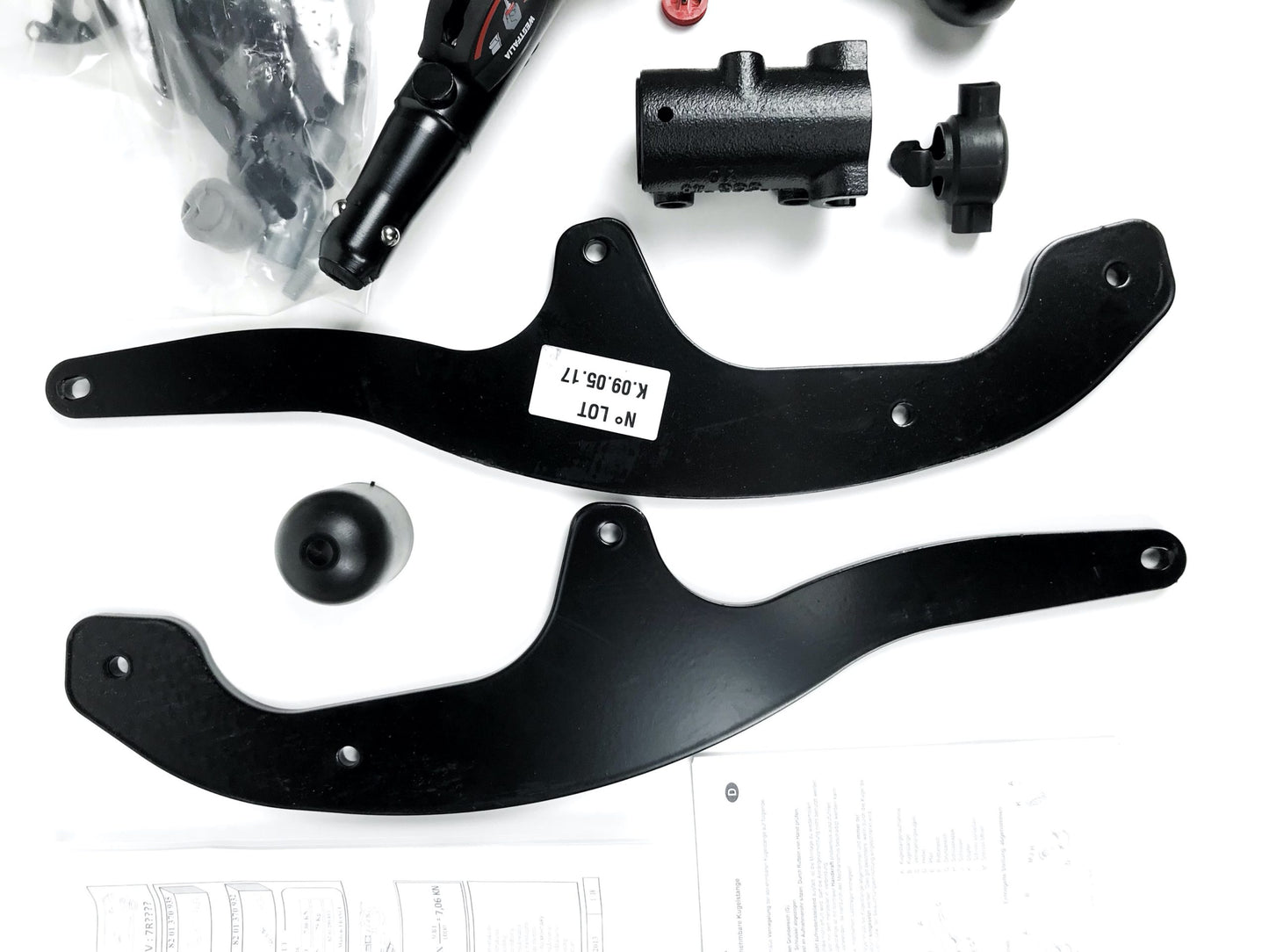 Pièce d'origine Kit complet d'attelage pour Renault Clio IV 77114272.