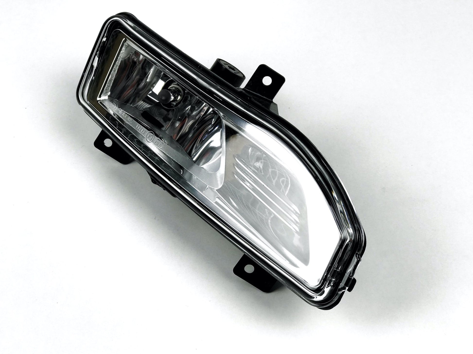Pièce d'origine Feu antibrouillard gauche pour Nissan Qashqai 26155BR00A.