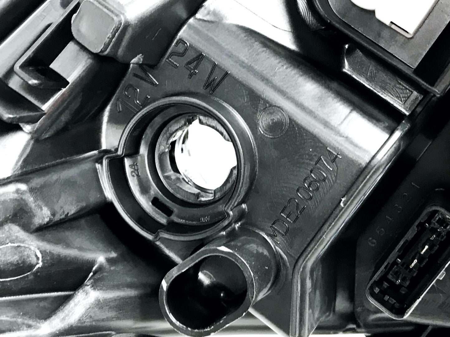 Pièce d'origine Phare gauche noir avec lentille pour Renault Laguna III 260605017R.