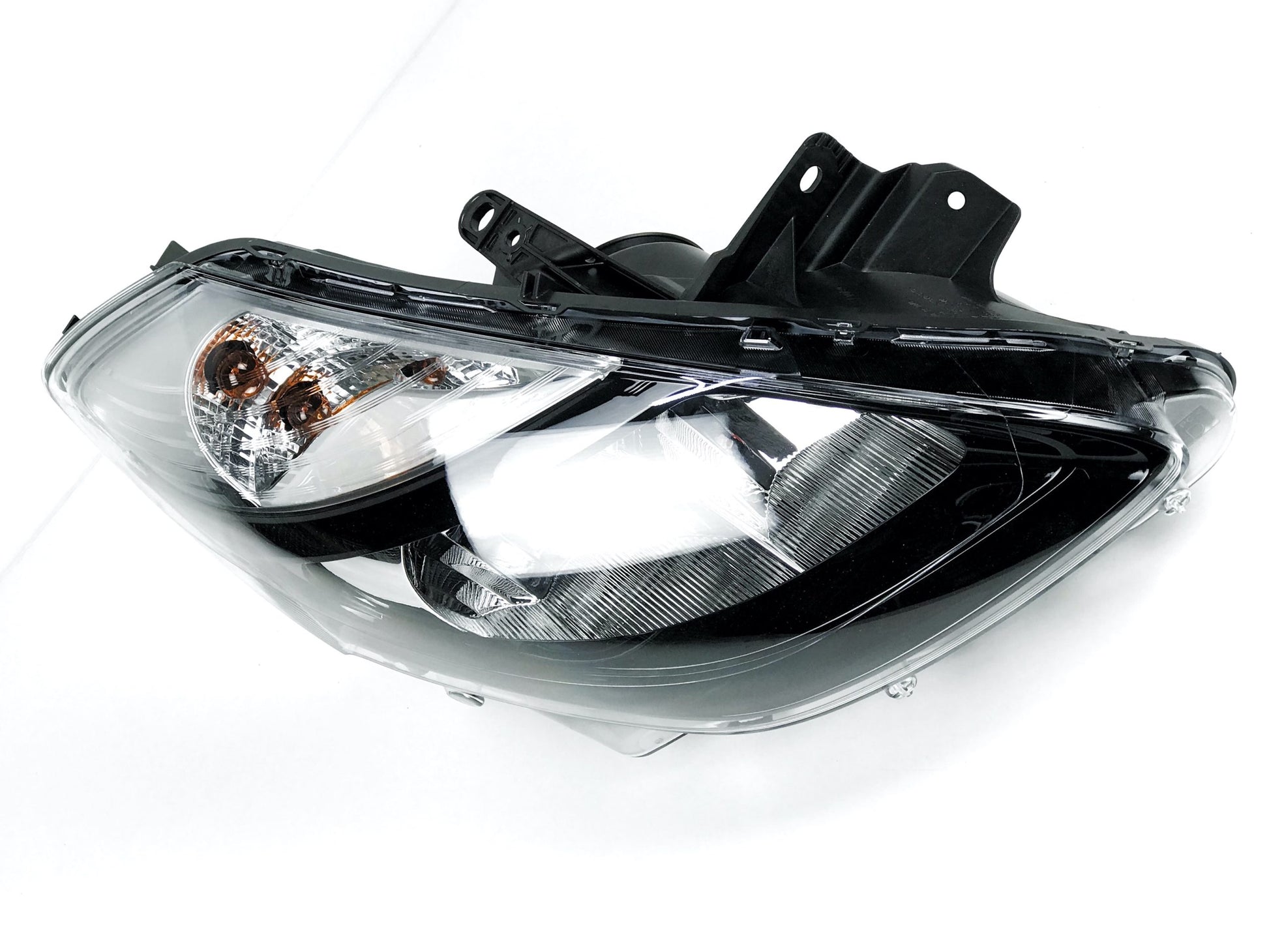 Pièce d'origine Phare droit noir pour Renault Clio III 260101443R.