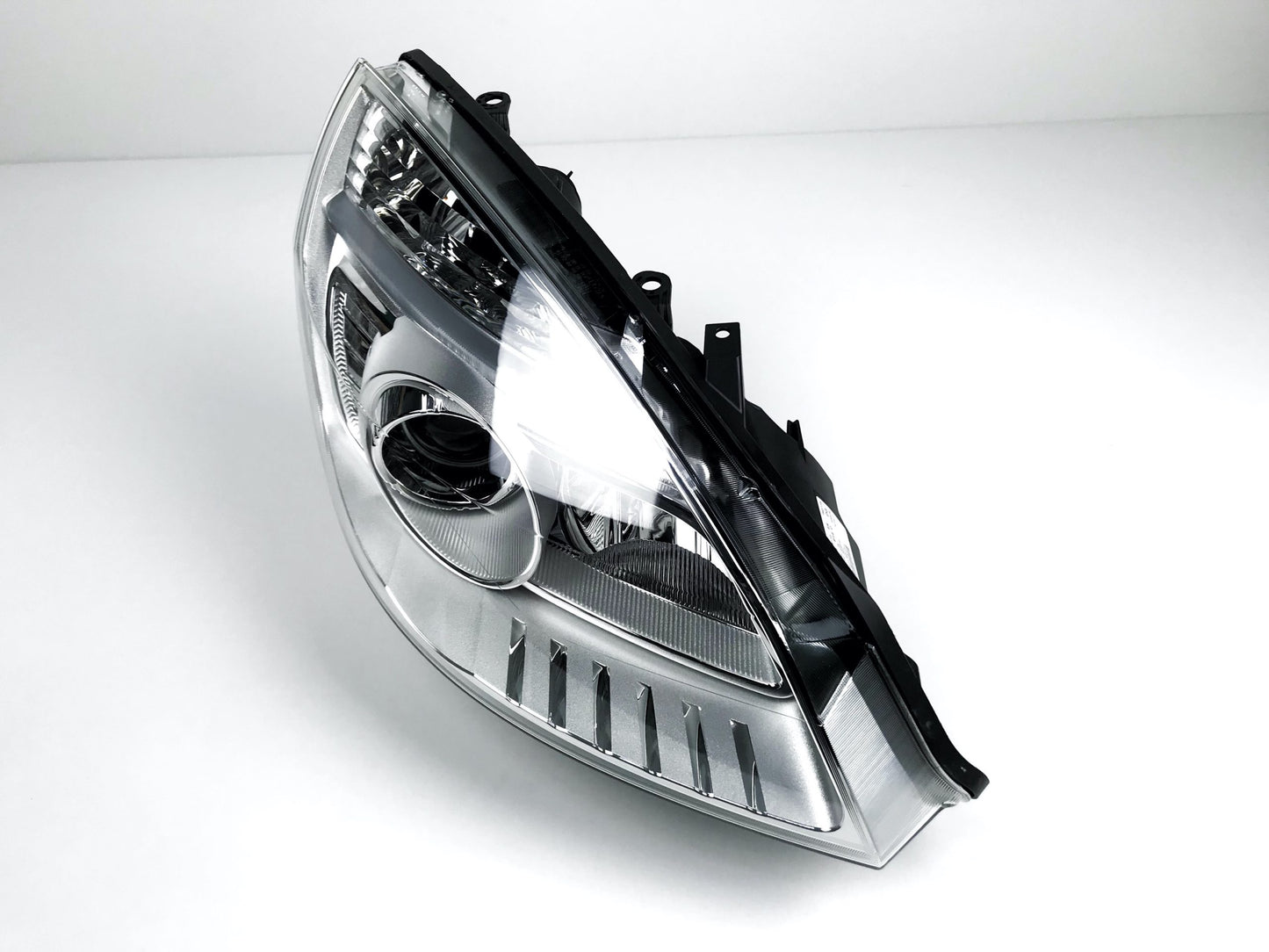 Pièce d'origine Phare avant droit pour Renault Grand Scenic II 260100298R.