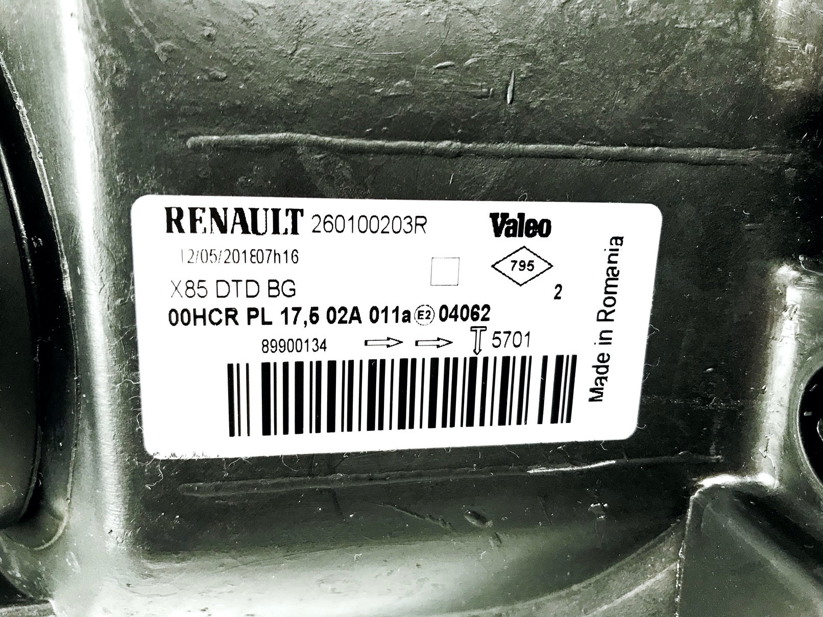 Pièce d'origine Phare avant pour Renault Clio III 260100203R.