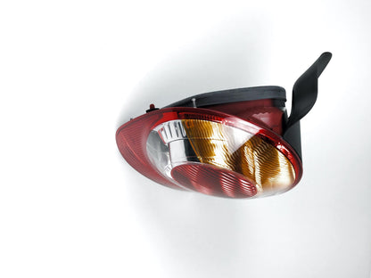 Pièce d'origine Feu arrière gauche pour Renault Modus 8200538786.