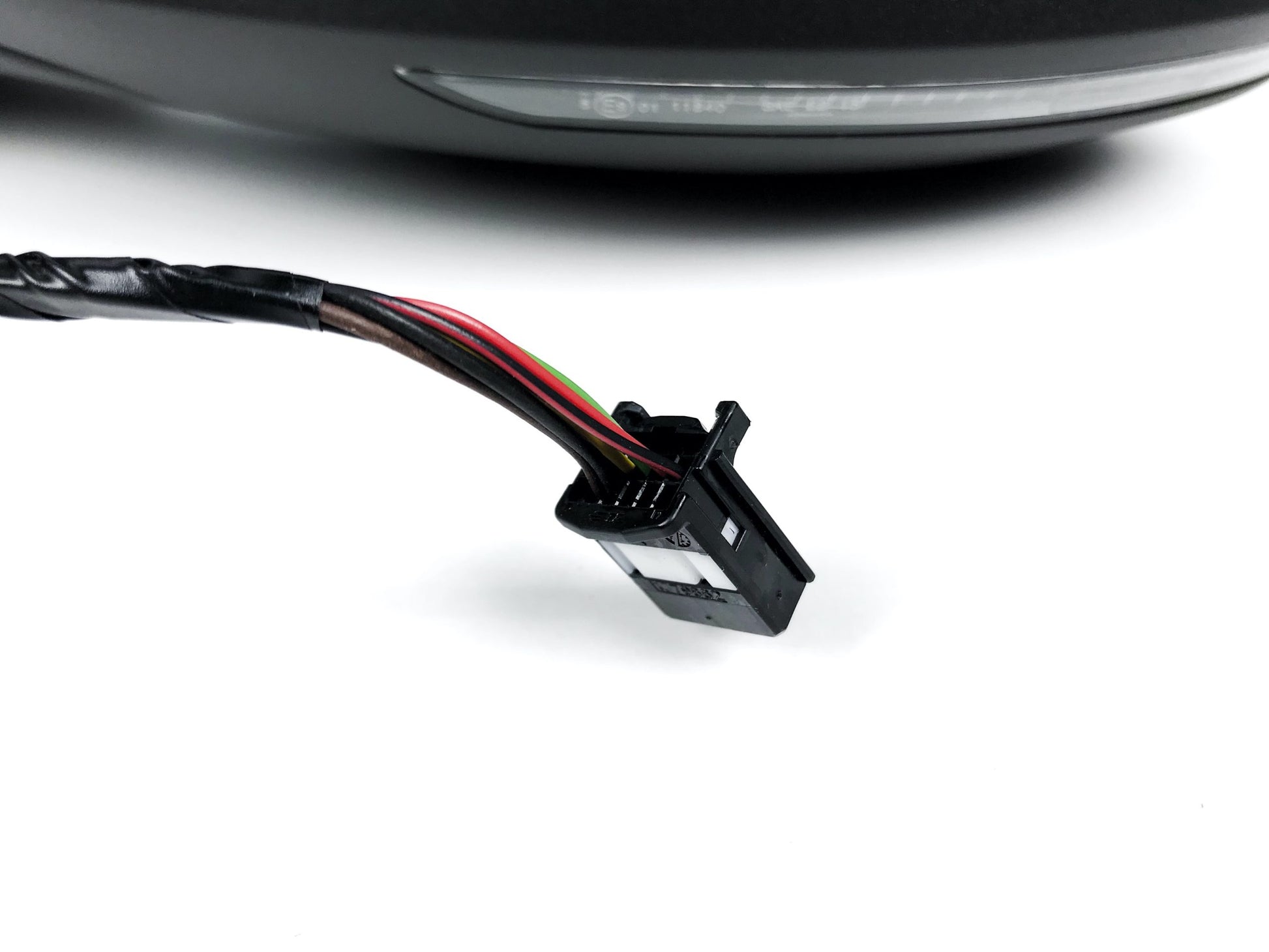 Pièce d'origine Rétroviseur extérieur gauche électrique avec clignotant pour Renault Megane IV 963022075R.