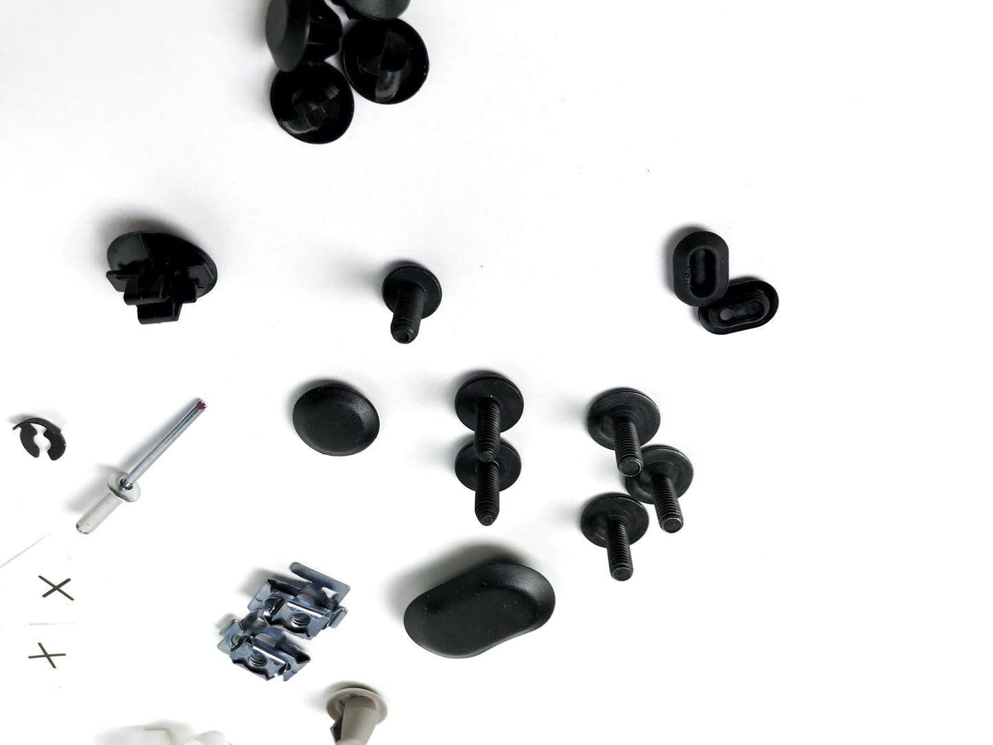 Pièce d'origine Kit de clips de fixation pour Renault Kangoo Grand 7703077476.