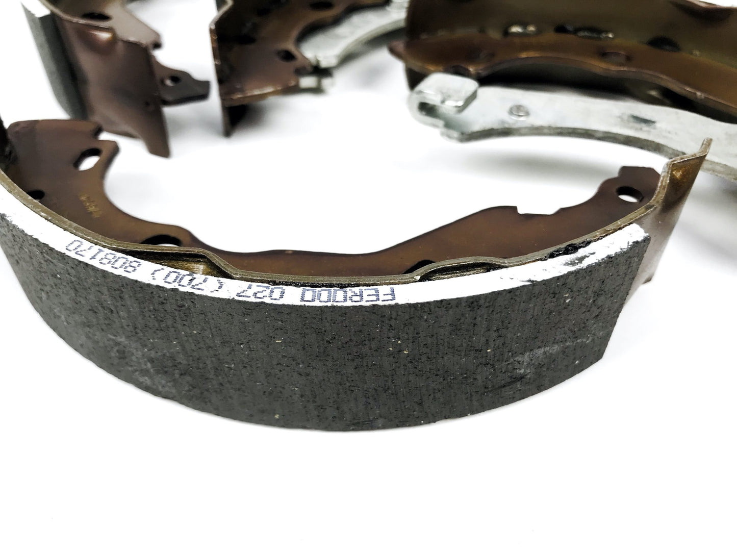 Pièce d'origine Mâchoires de frein arrière pour Renault Clio II 7701207178.