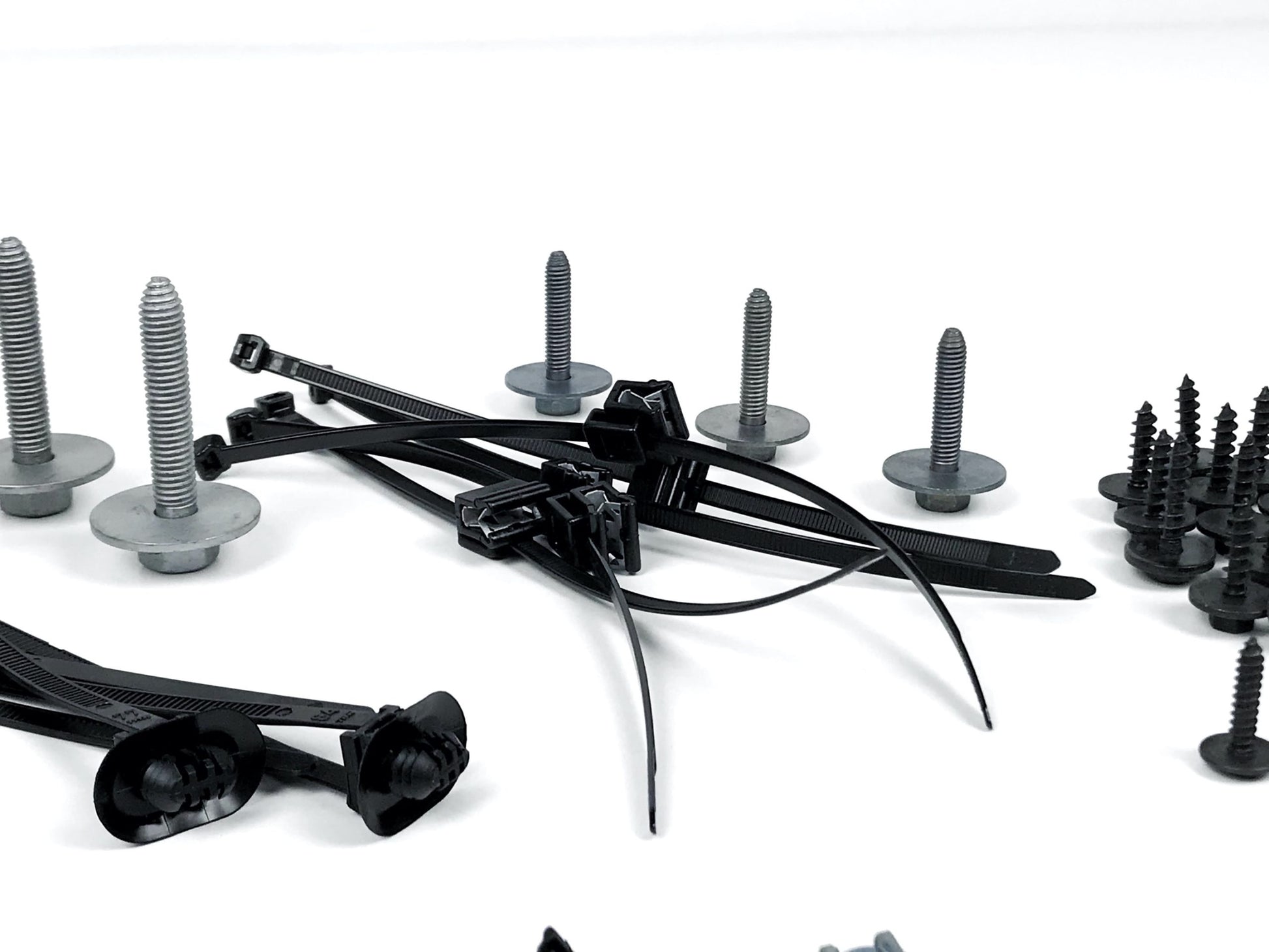 Pièce d'origine Kit de clips de pare-chocs pour Renault Megane III 620103652V.