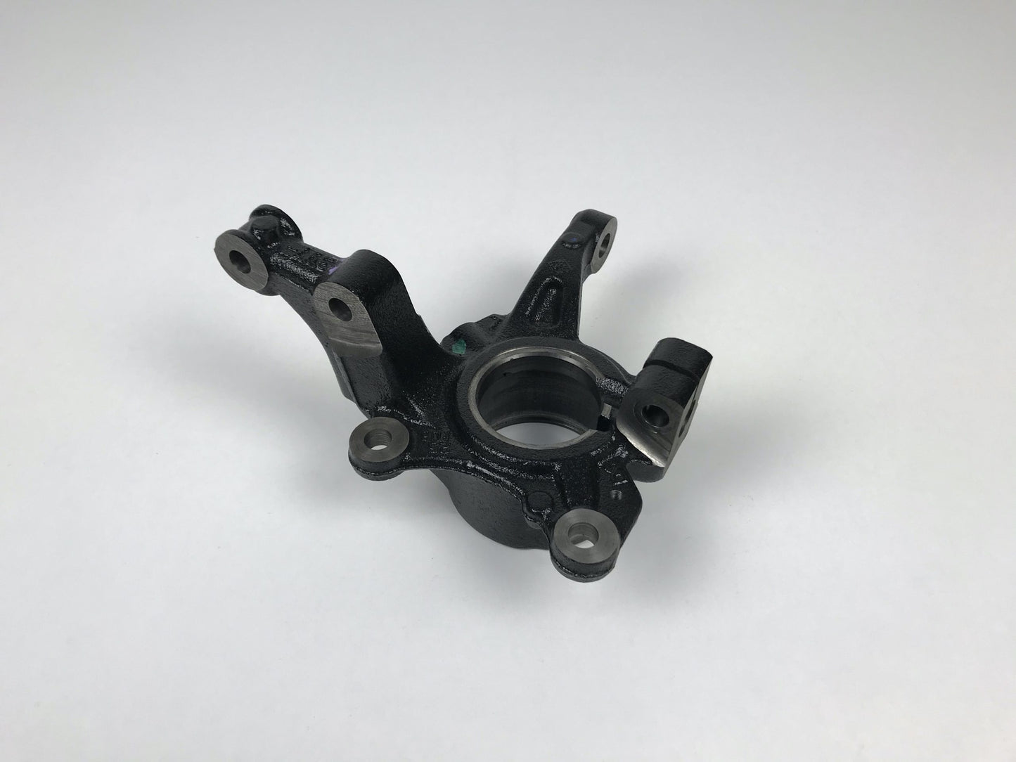 Pièce d'origine Fusée de roue avant gauche pour Renault Captur 1.5 dCi 400159304R