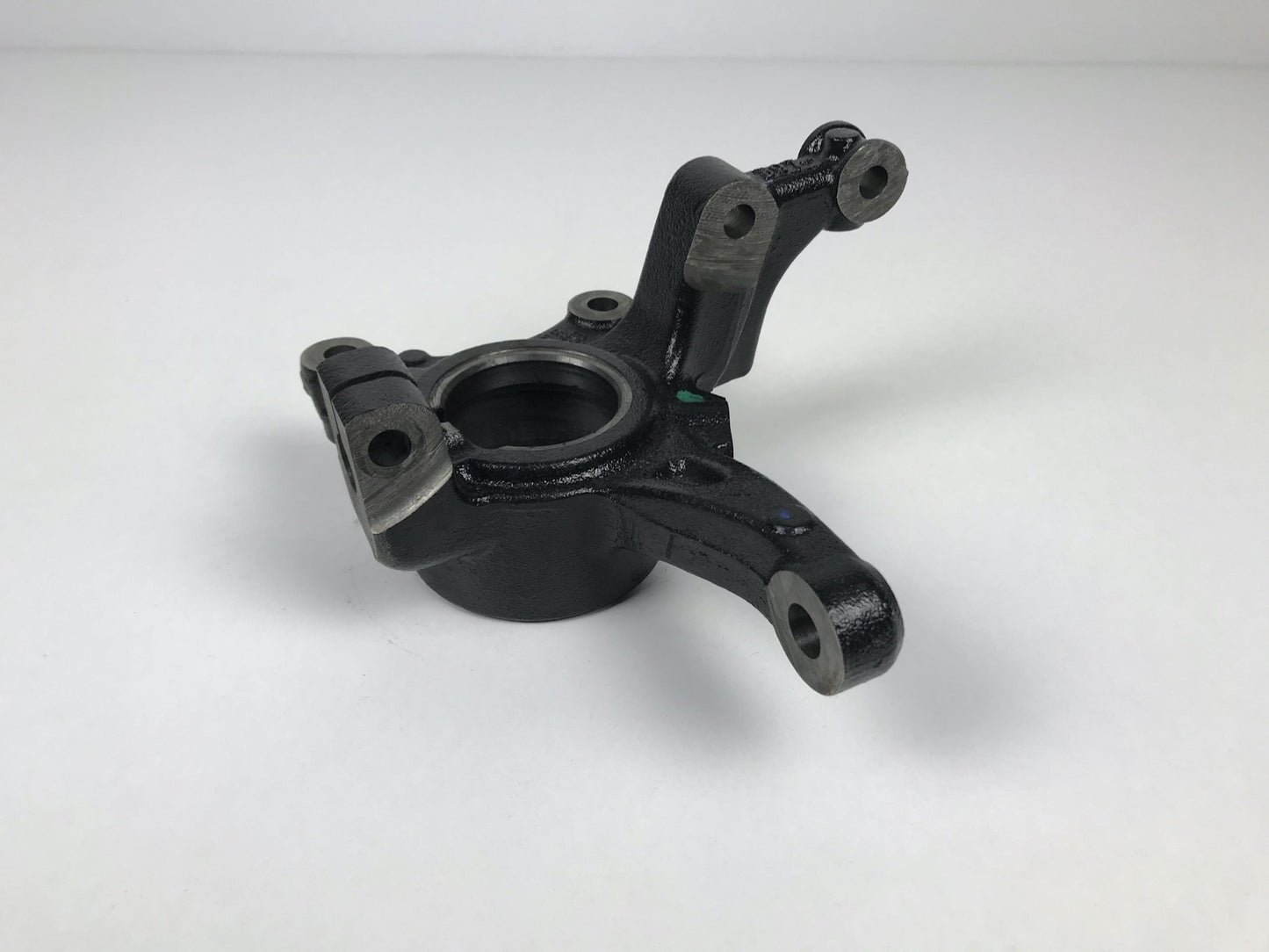 Pièce d'origine Fusée de roue avant gauche pour Renault Captur 1.5 dCi 400159304R