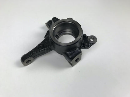 Pièce d'origine Fusée de roue avant gauche pour Renault Captur 1.5 dCi 400159304R