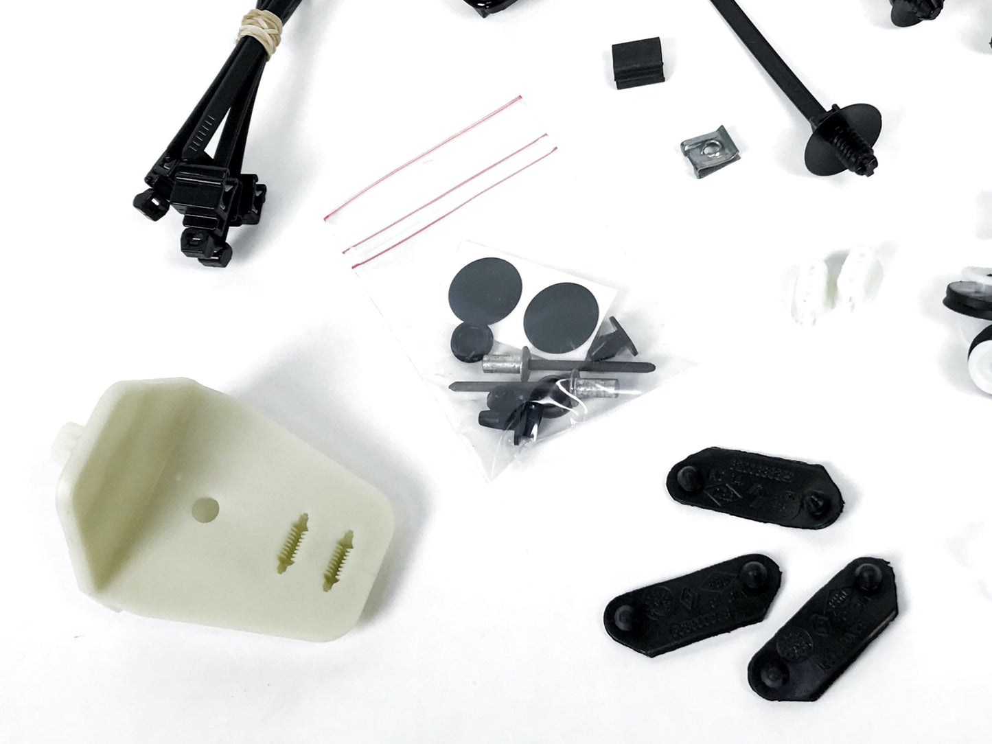 Pièce d'origine Kit de clips de fixation de porte pour Renault Clio III 800999849R