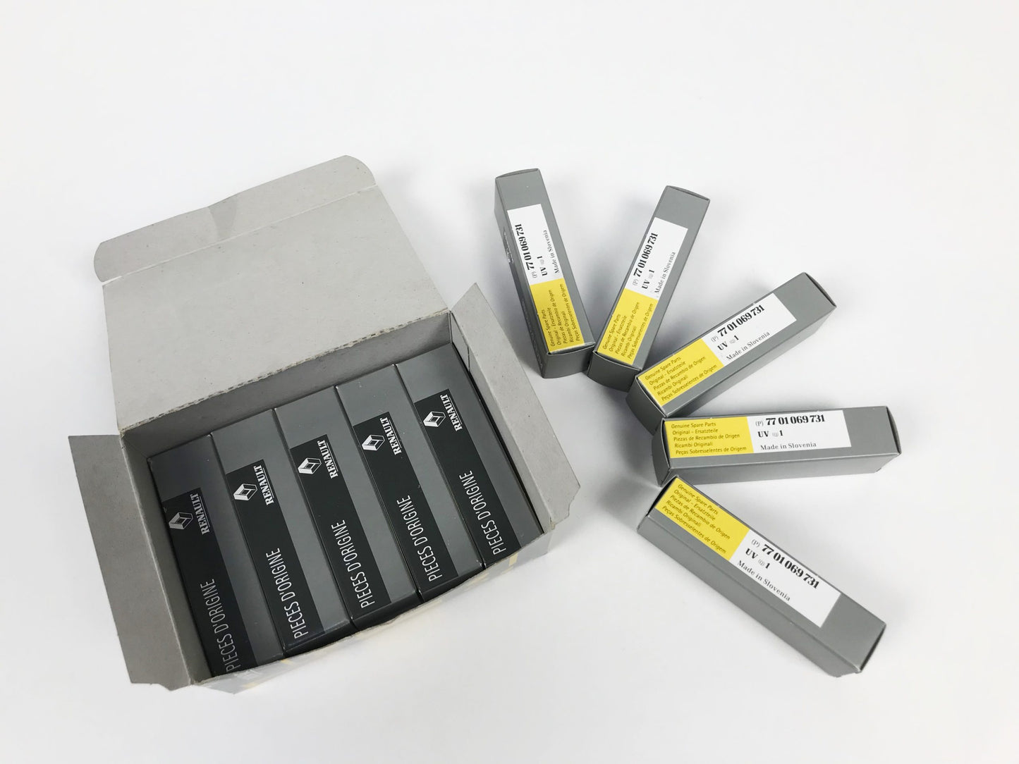 Pièce d'origine Bougie de préchauffage pour Renault 7701069731