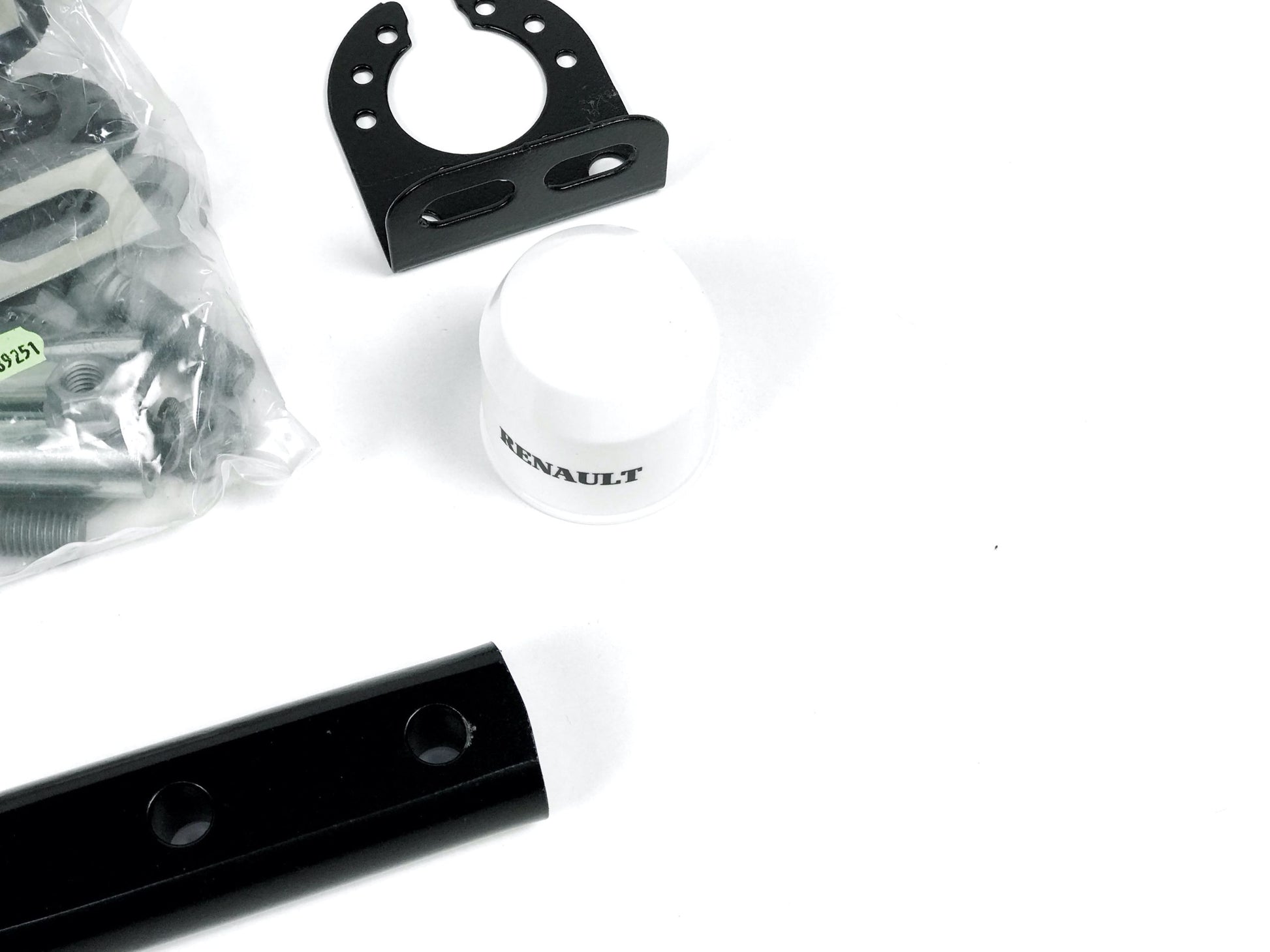 Pièce d'origine Attelage pour Renault Captur 8201358836.