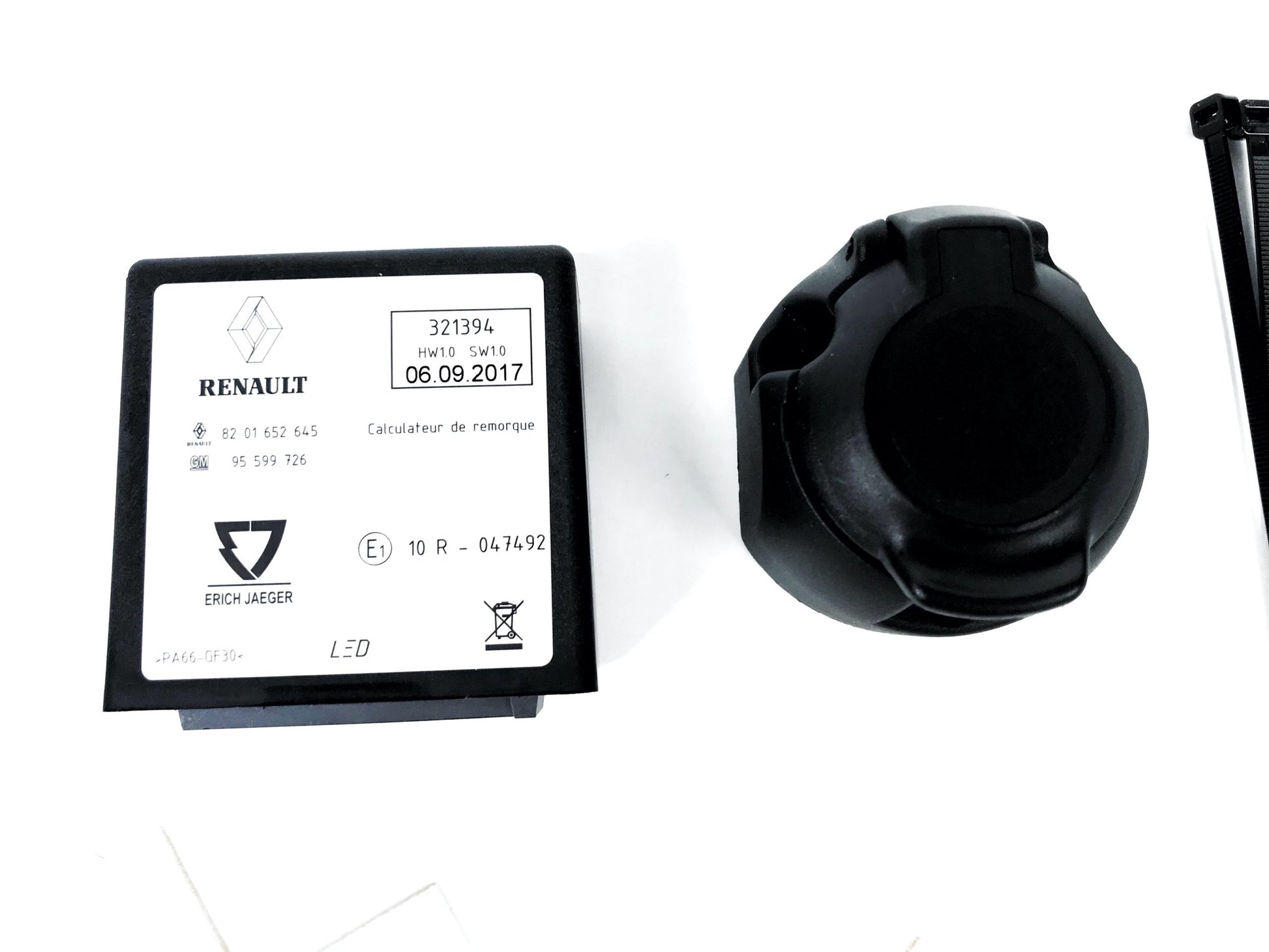 Pièce d'origine Faisceau d'attelage pour Dacia Duster II 8201700132.