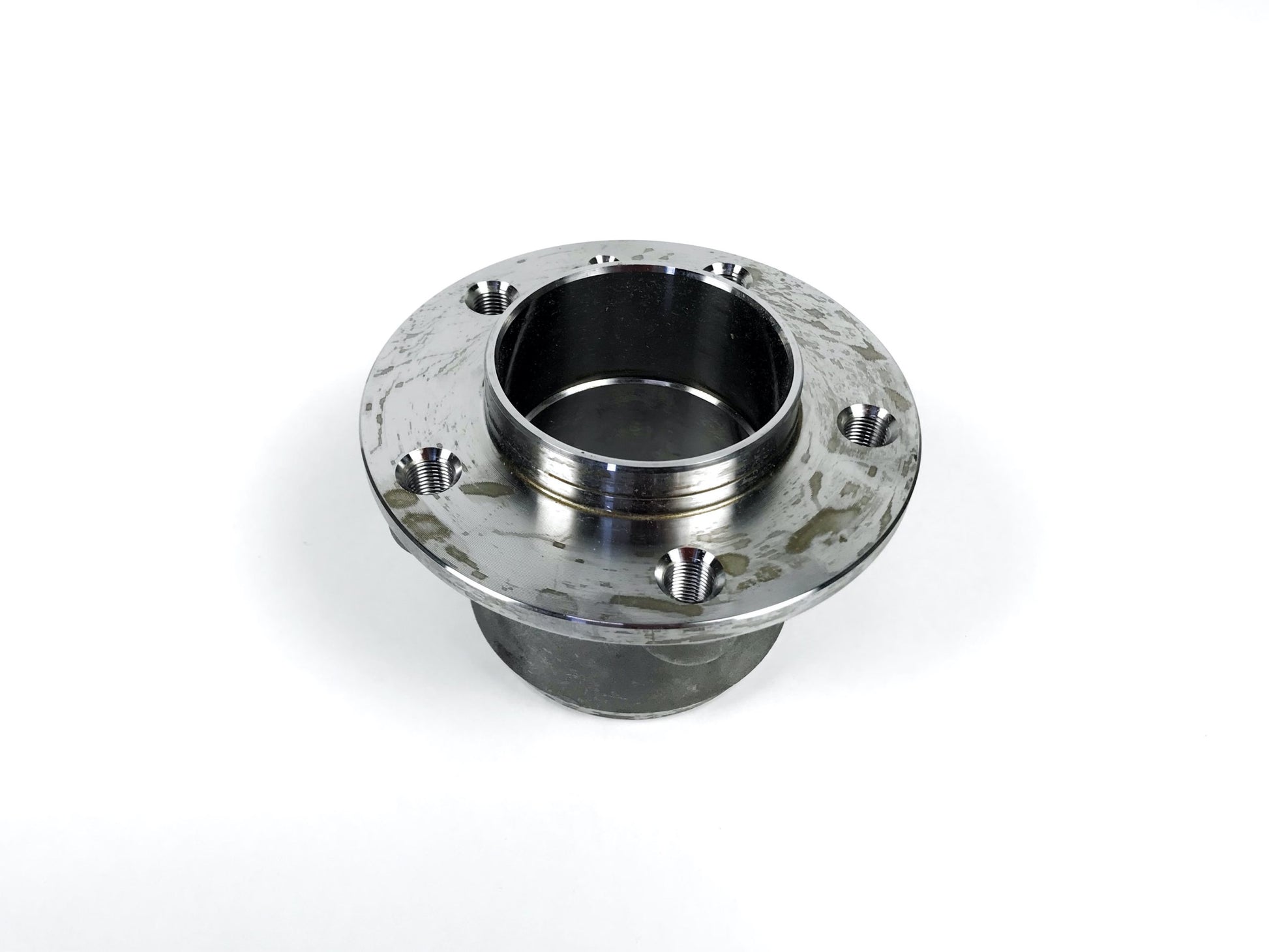 Pièce d'origine Moyeu de roue arrière pour Renault Master III 432100013R.