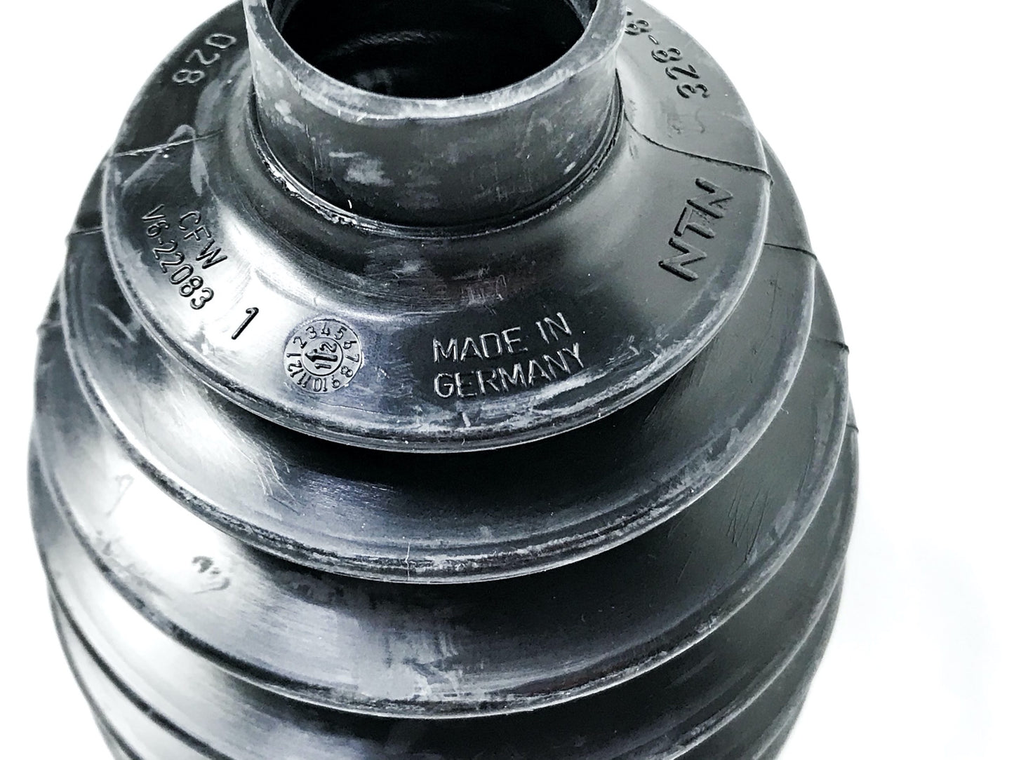 Pièce d'origine Soufflet de cardan pour Renault Clio III Modus Twingo 7701209240