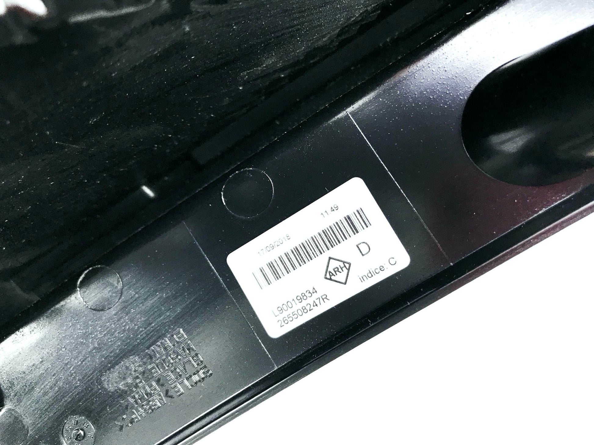 Pièce d'origine Feu arrière droit pour Renault Scenic III 265508247R.
