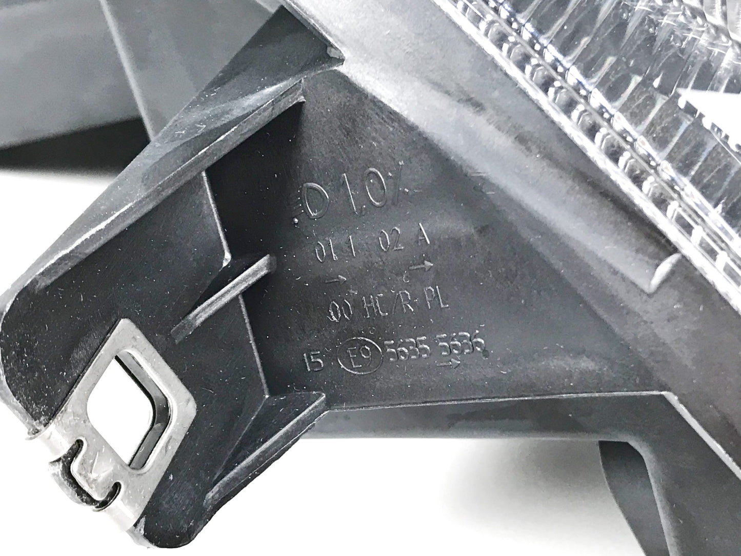Pièce d'origine Phare gauche pour Renault Trafic Opel Vivaro Nissan Primastar 8200701352.