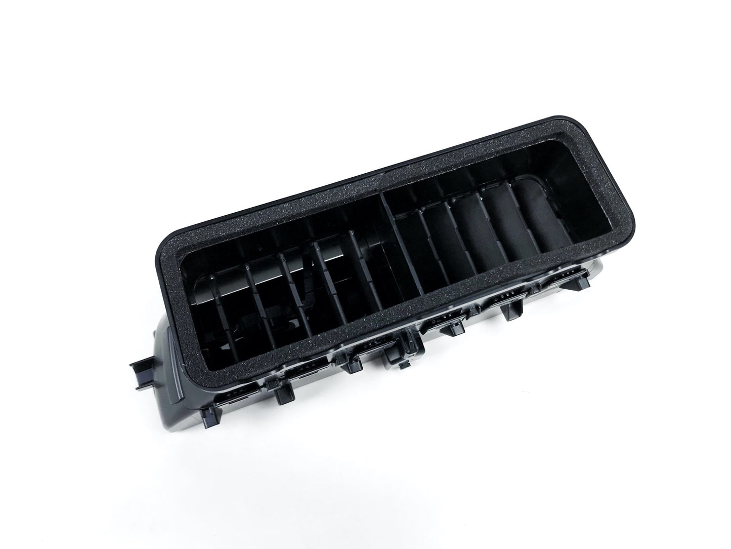 Pièce d'origine Grille d'aération centrale pour Renault Clio IV 687507764R.