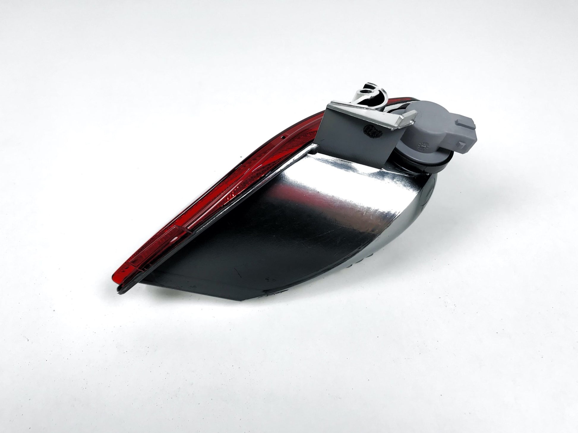 Pièce d'origine Feu antibrouillard arrière pour Renault Megane III Coupe 265805289R.