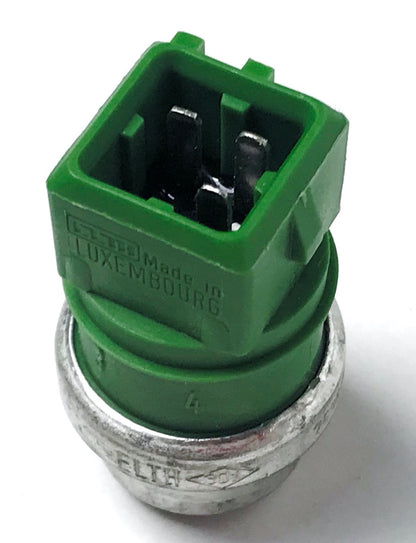 Pièce d'origine Capteur de température de liquide de refroidissement pour Renault Laguna I 7700829427.