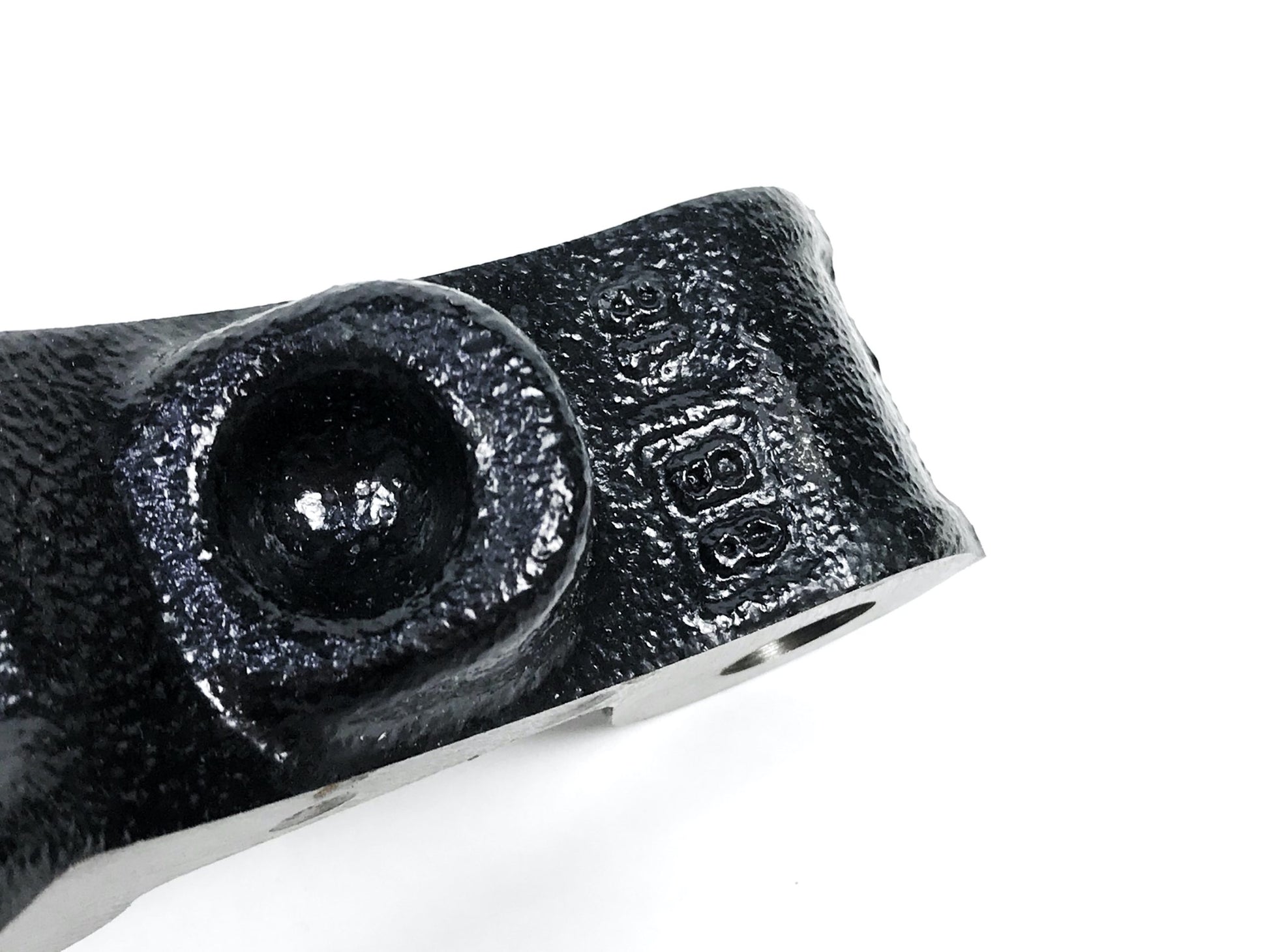 Pièce d'origine Fusée de roue droite pour Renault Kangoo II Mercedes Citan 8200755590.