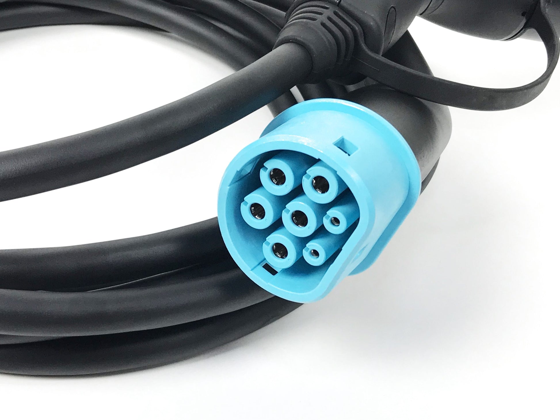 Pièce d'origine Câble de recharge 4 m pour Renault Kangoo II Fluence Zoe Z.E. 8201415220.