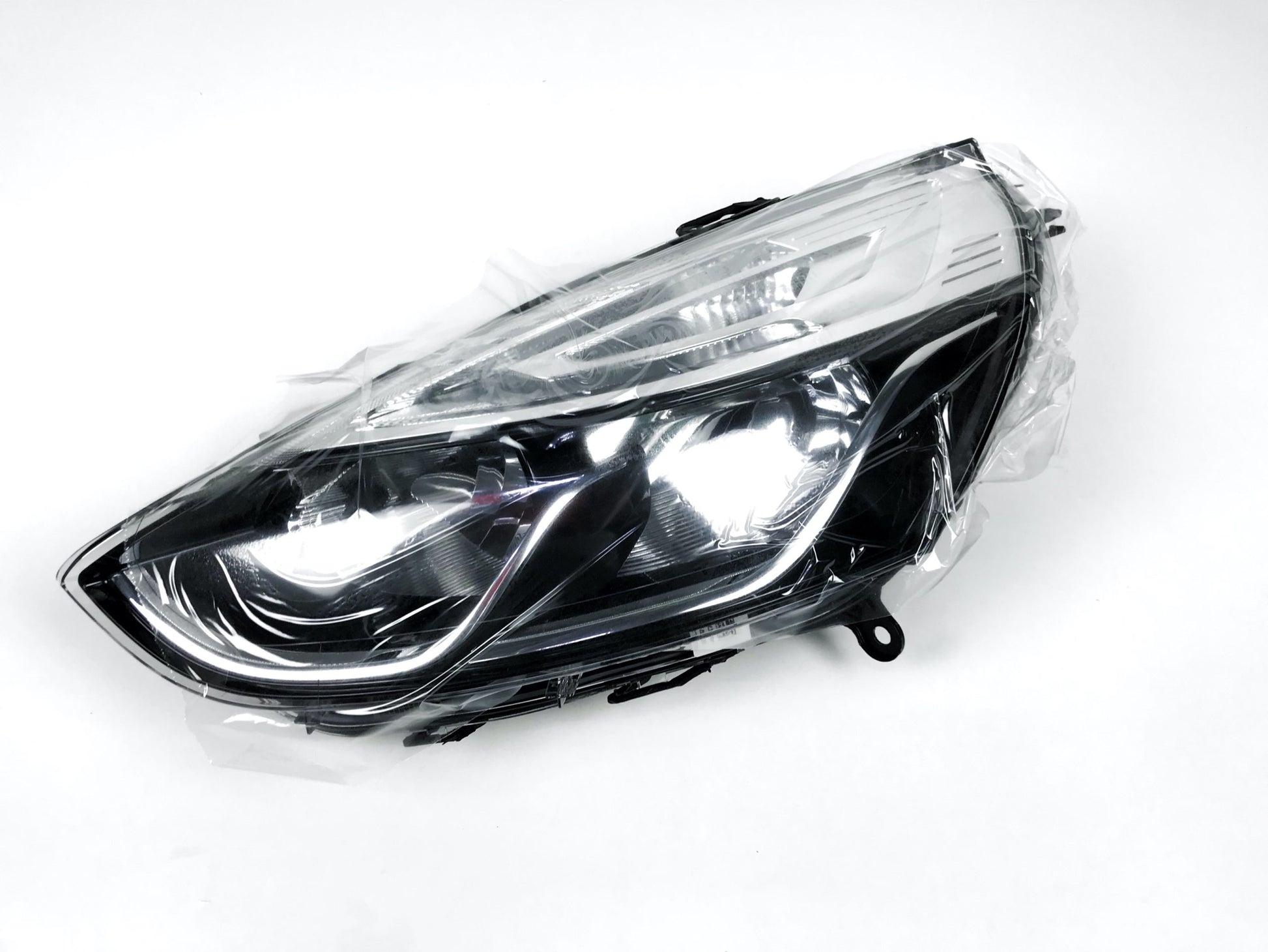 Pièce d'origine Phare gauche pour Renault Clio IV 260600373R.