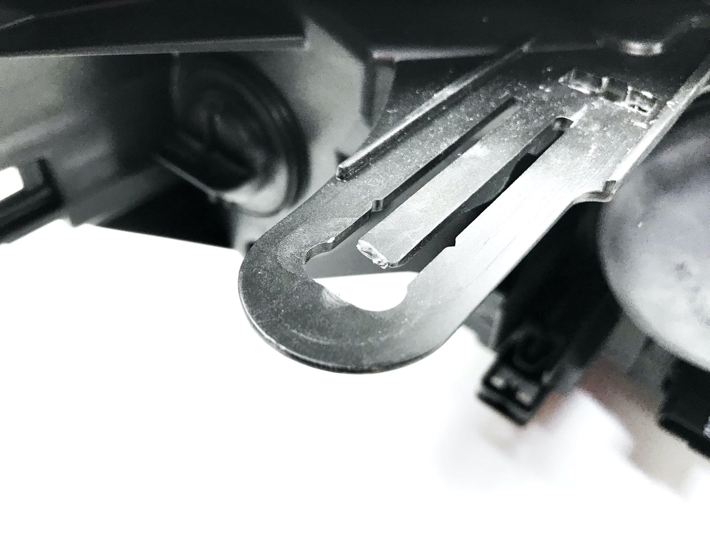 Pièce d'origine Phare gauche pour Renault Megane III 260602722R.