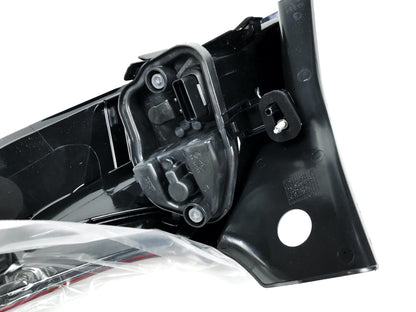 Pièce d'origine Feu arrière gauche pour Renault Megane III Hatchback 265550548R.