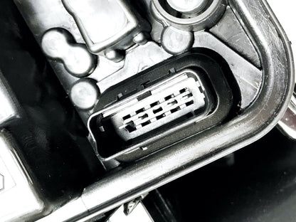 Pièce d'origine Feu arrière gauche pour Renault Megane III Hatchback 265550548R.