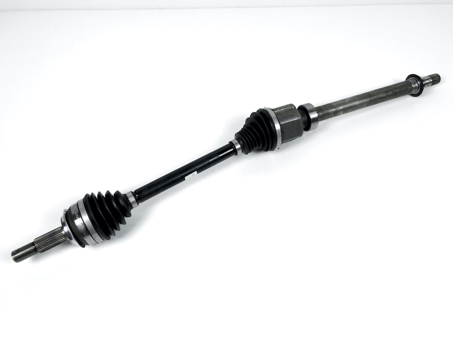 Pièce d'origine Arbre de transmission droit pour Renault Kadjar 391000797R.