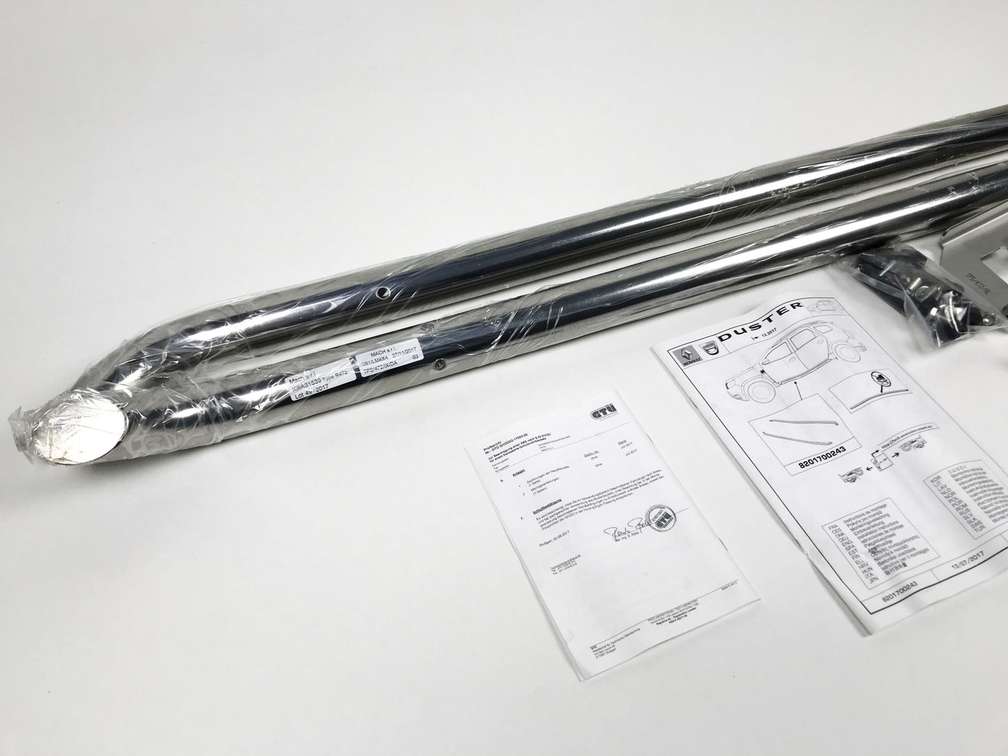 Pièce d'origine Tubes latéraux chromés pour Dacia Duster II 8201700243