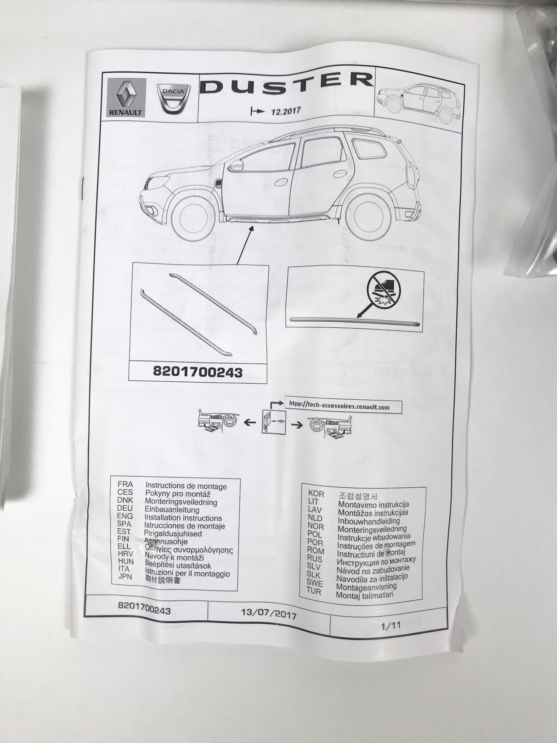 Pièce d'origine Tubes latéraux chromés pour Dacia Duster II 8201700243.